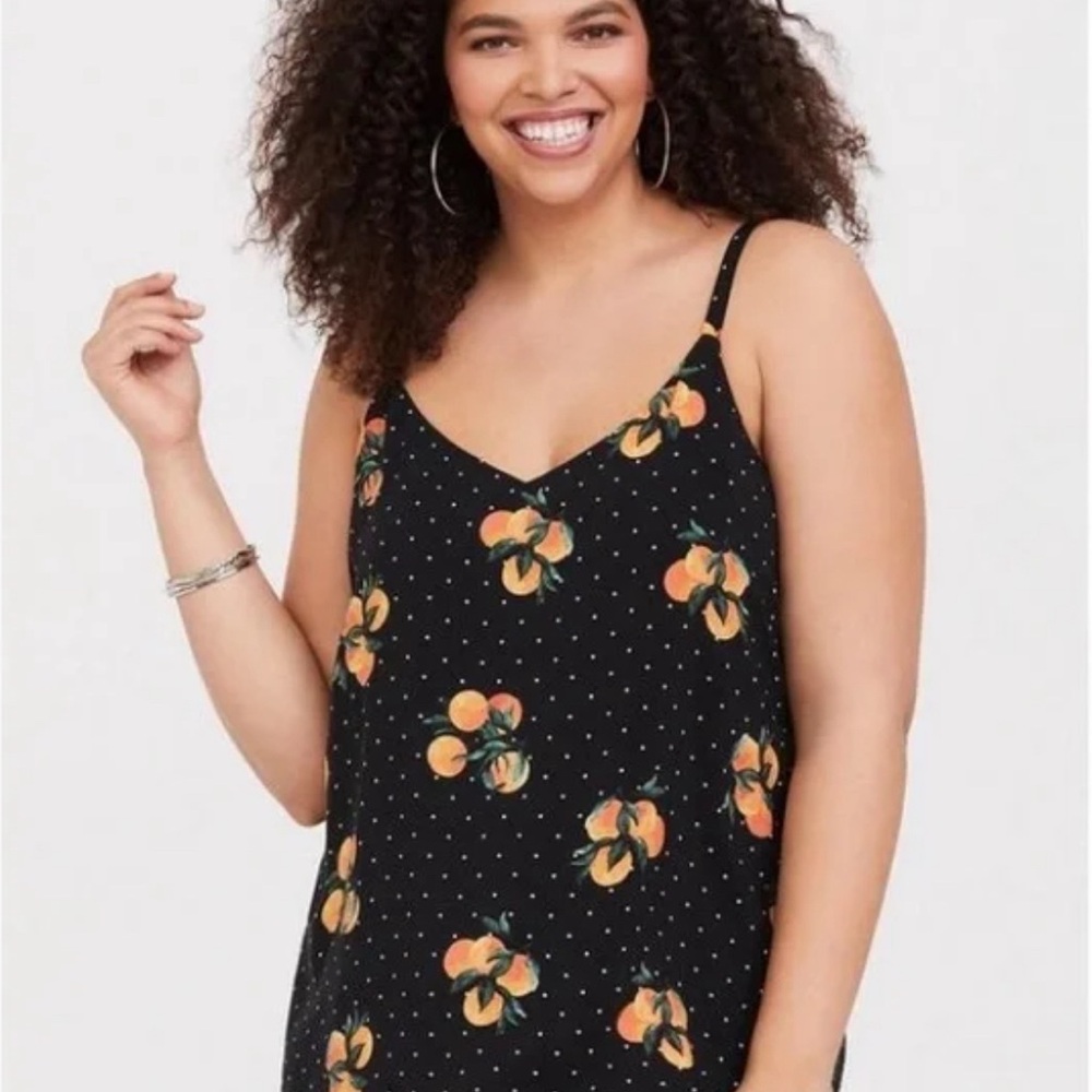 Torrid Black Peach Size 4X Top
